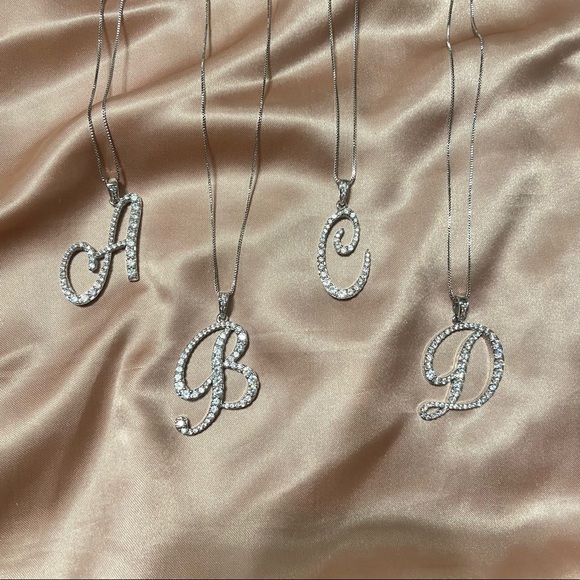 Letter C Initial Necklace - Picture 5 of 5